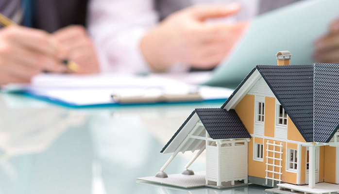 Le nouvel article L322-1 du Code de procédure civile confirme la possibilité de vente amiable même en cas de procédure de saisie immobilière. 